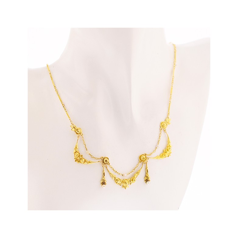 Collier Vintage perles de culture en or jaune.