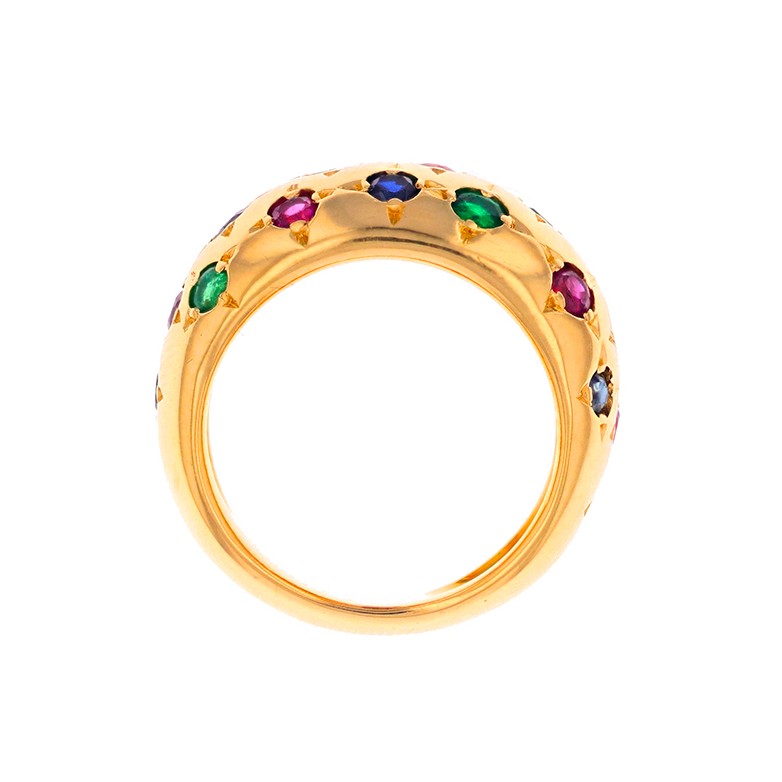 Bague saphirs 0.64 carat, rubis 0.56 carat et émeraudes 0.30 carat en or jaune