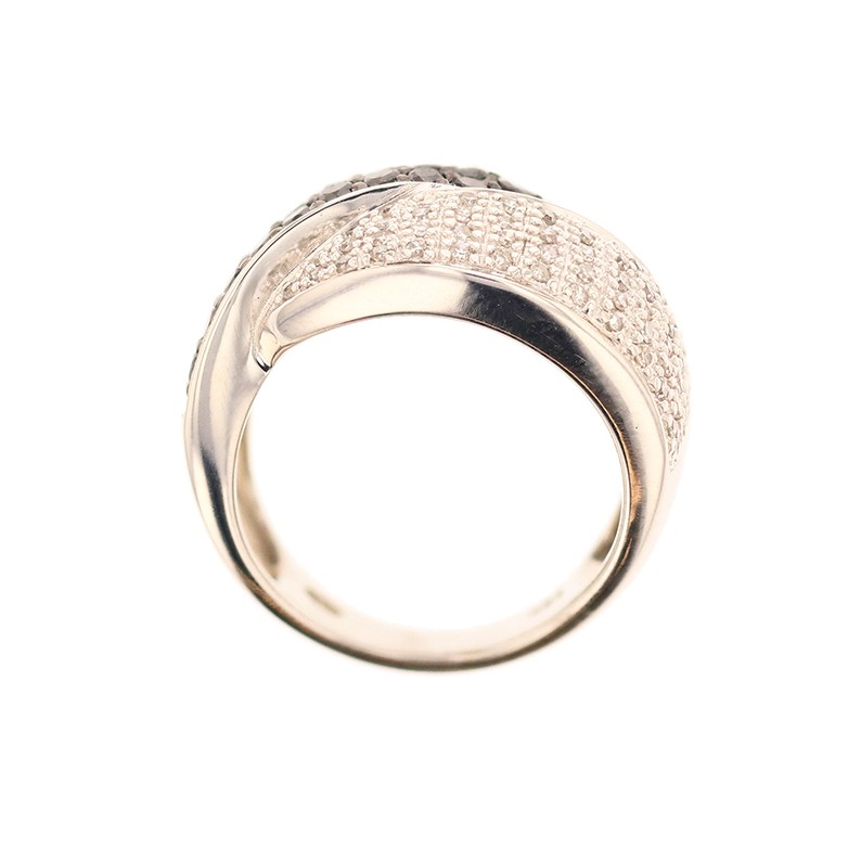Bague diamants noirs et blancs 0.83 carat en or blanc