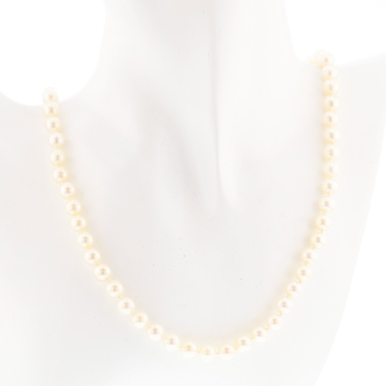 Yellow Gold Pearl Choker...