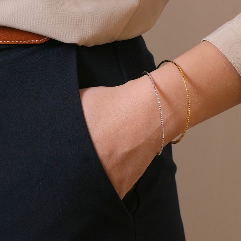 Rigid bezel bracelet yellow...