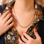 collier or jaune 