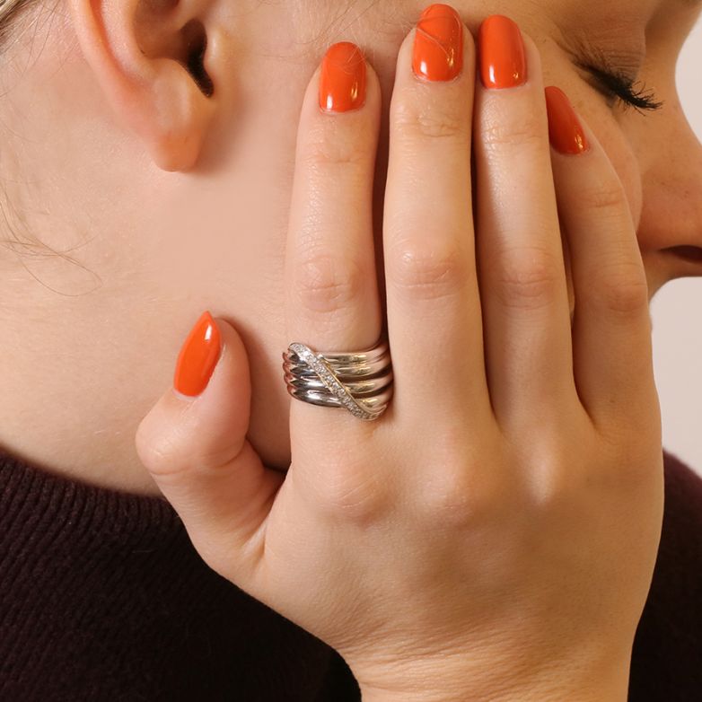 Bague or gris diamant (s) 