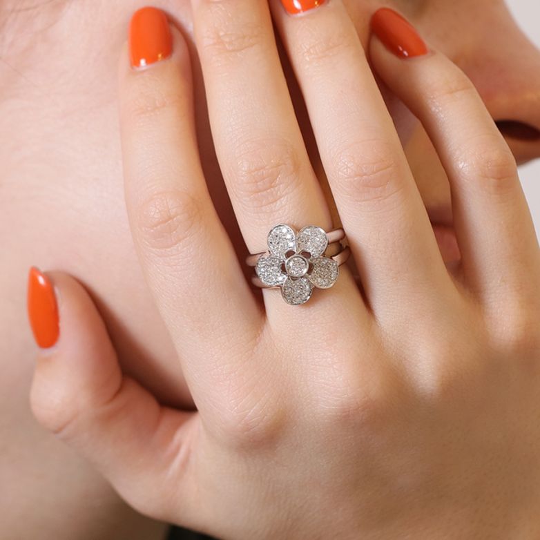 Bague or gris diamant (s) 
