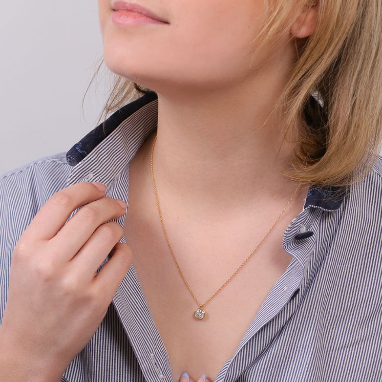 Collier or jaune diamant (s) 
