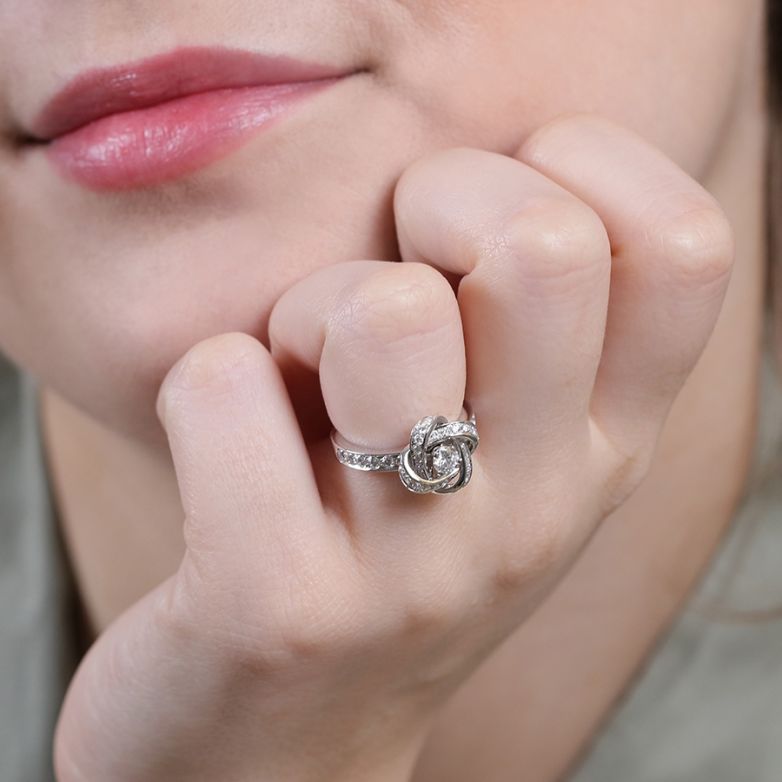 Bague or gris diamant (s) signé 