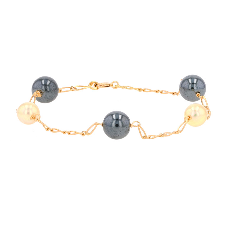 Yellow gold pearl bracelet...