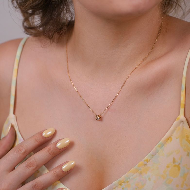 Collier or jaune diamant (s) 