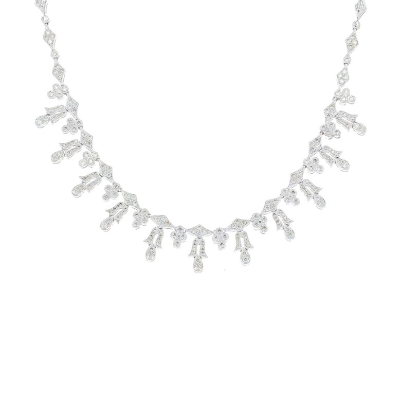 collier or gris diamant (s)