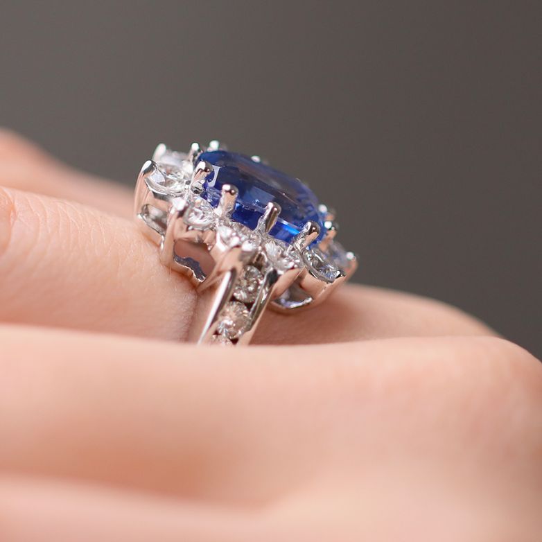 Bague or gris saphir et diamant(s) 