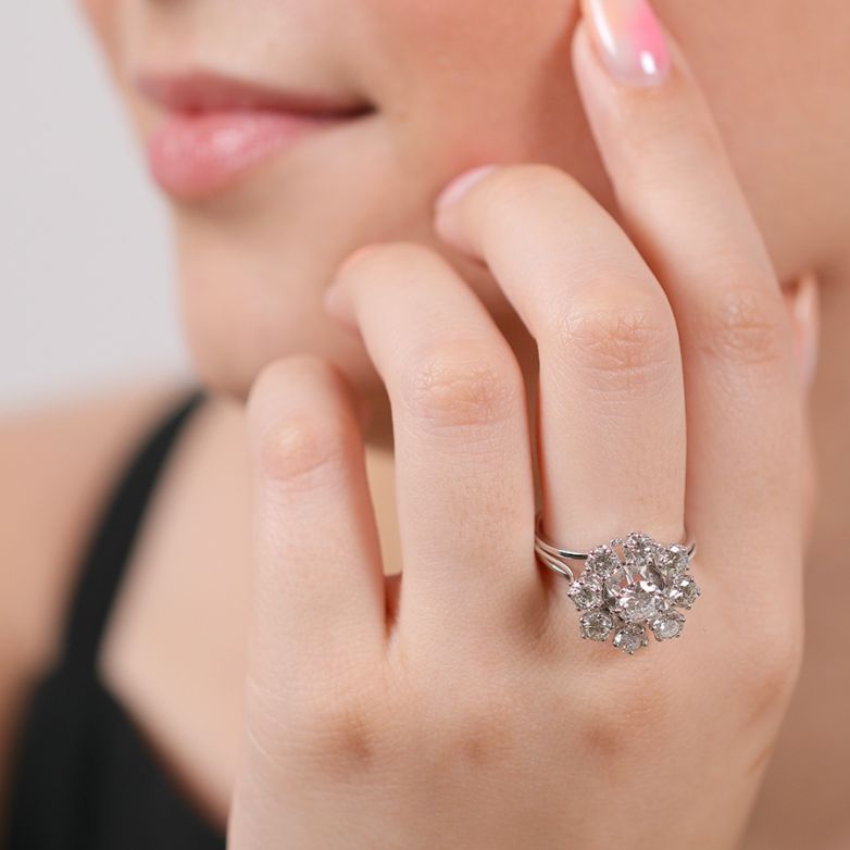 Bague or gris diamant (s) 