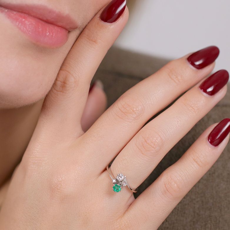 Ring Toi & Moi emerald 0.22...