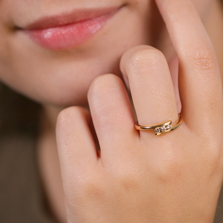 Diamond trilogy ring 0.18...
