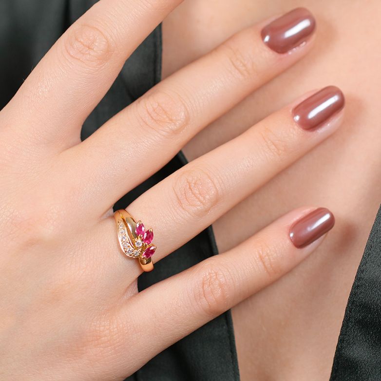 Ring ruby 0.33 carat and...