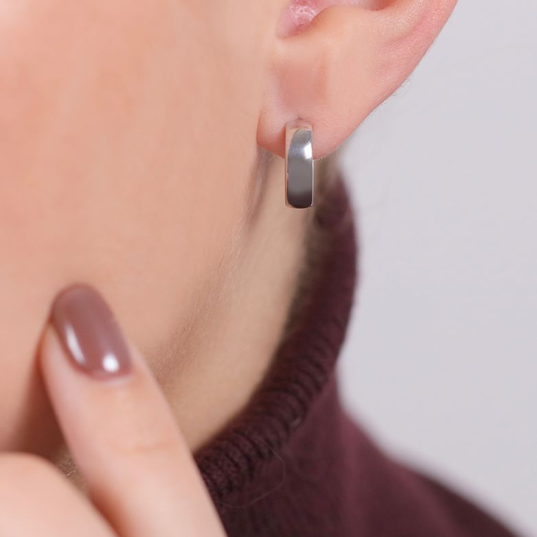 White gold hoop earrings 3.85g