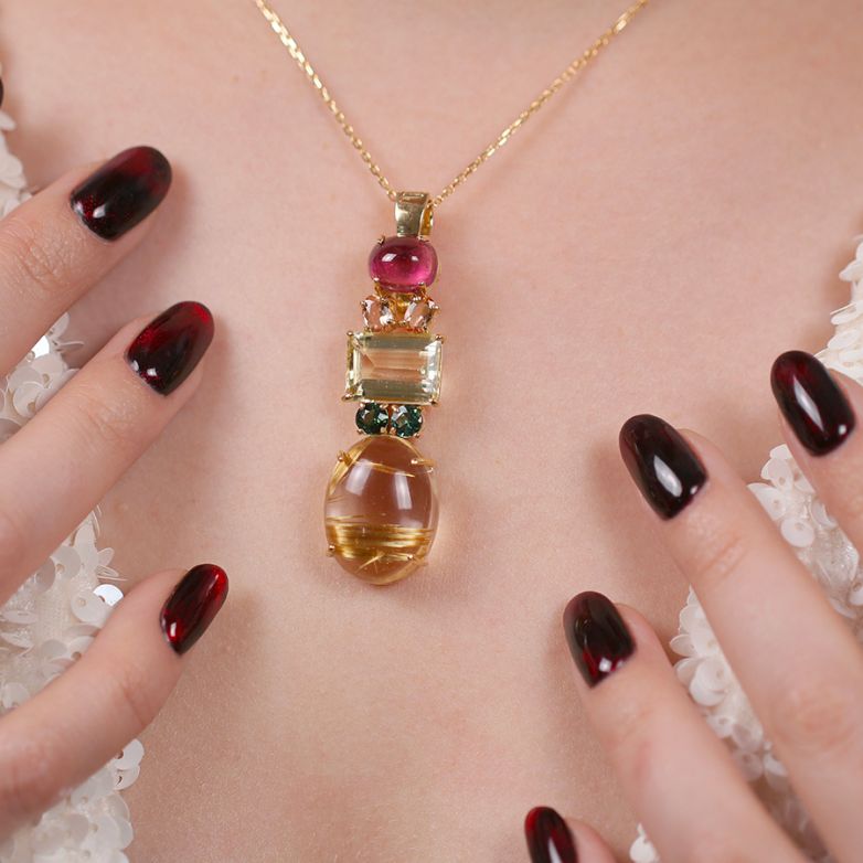Pendant gemstones yellow...
