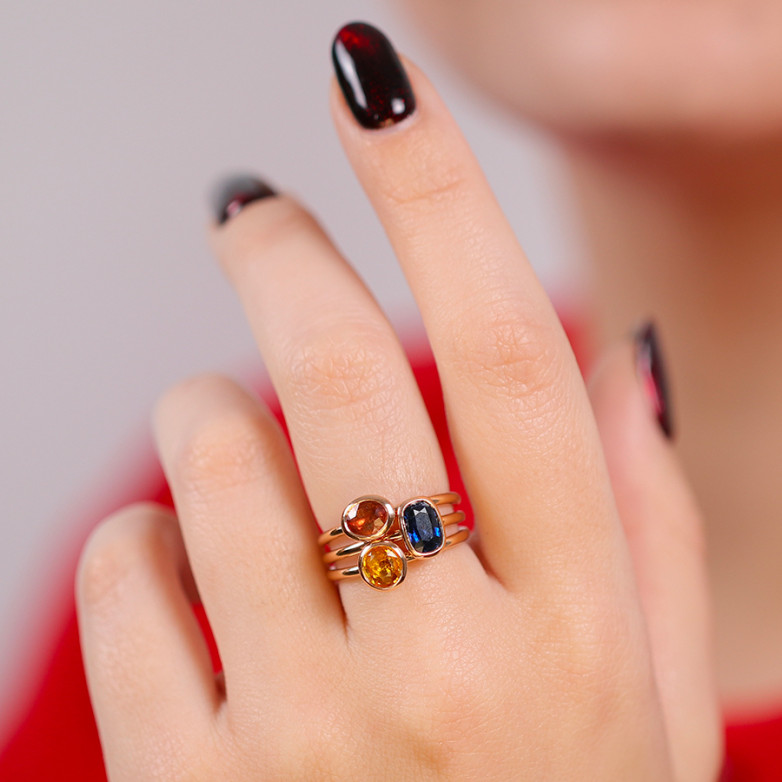 Multi-coloured sapphire...