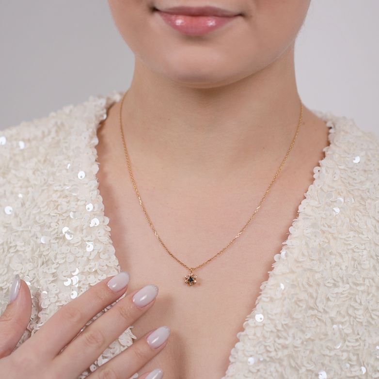 Necklace with sapphire 0.18...