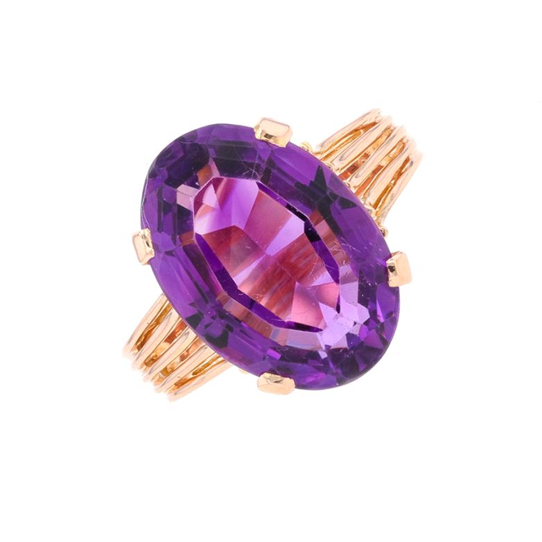 Amethyst ring 8.96 carats...
