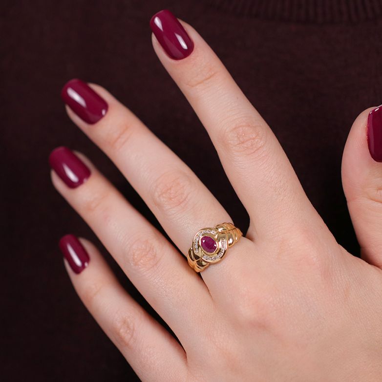 Ring ruby 0.59 carat and...