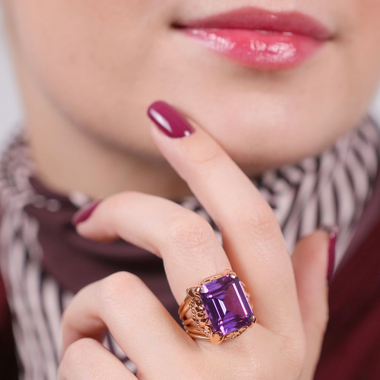 Vintage synthetic sapphire...