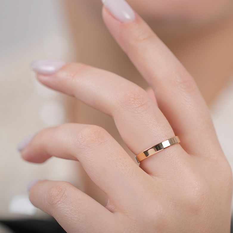 Yellow gold ring 3.07g