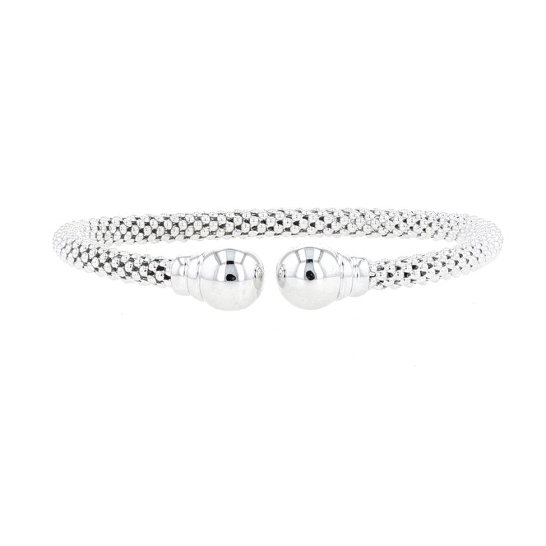 17.50g white gold bangle...