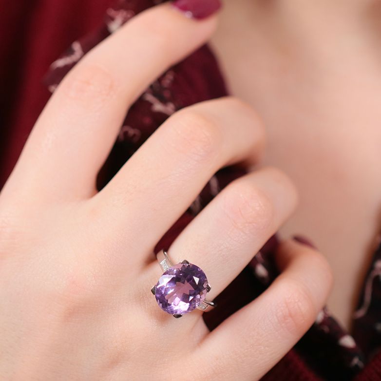 MAUBOUSSIN ring amethyst...