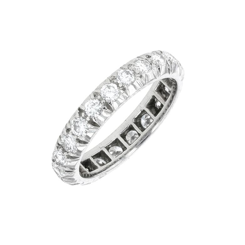 Wedding band full round...