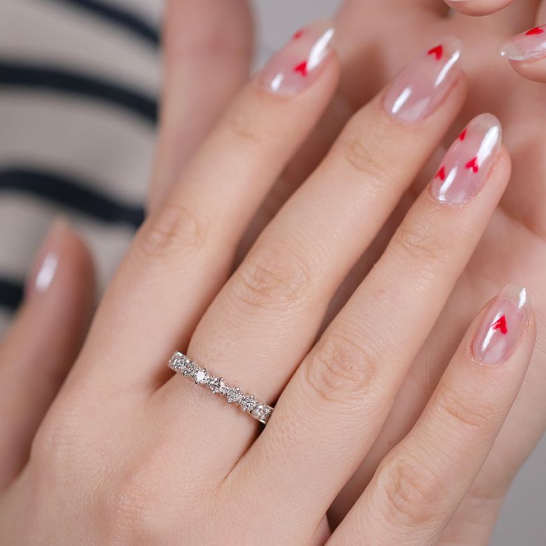 Wedding ring, full diamond...
