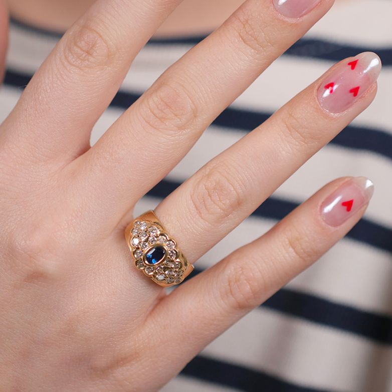 Ring sapphire 0.44 carat...