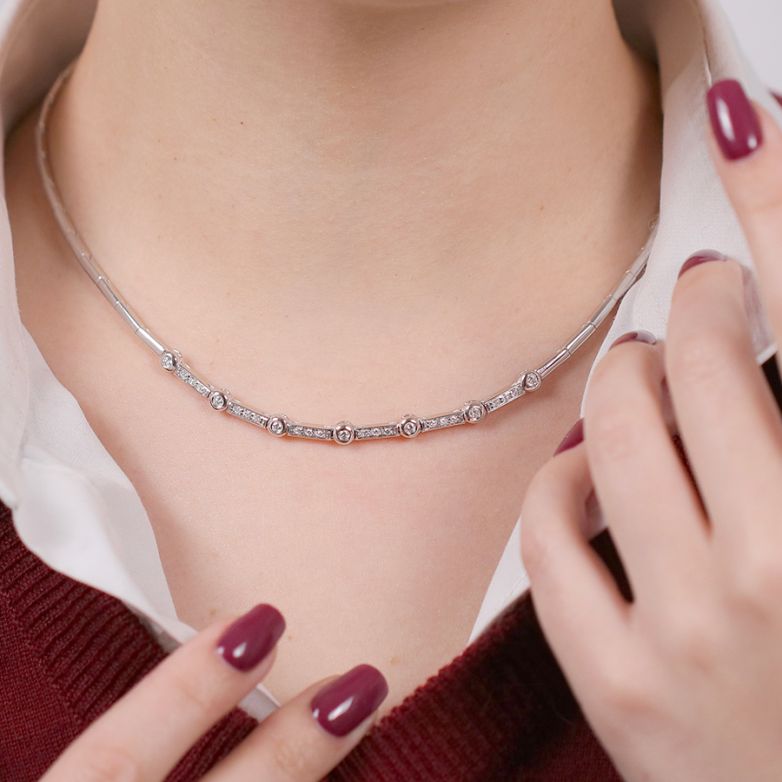 Necklace diamonds 0.60...