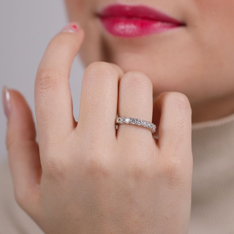 Diamond wedding band 0.90...
