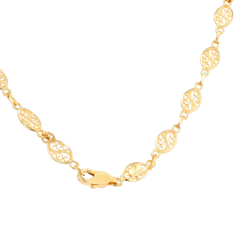 Yellow gold filigree mesh...
