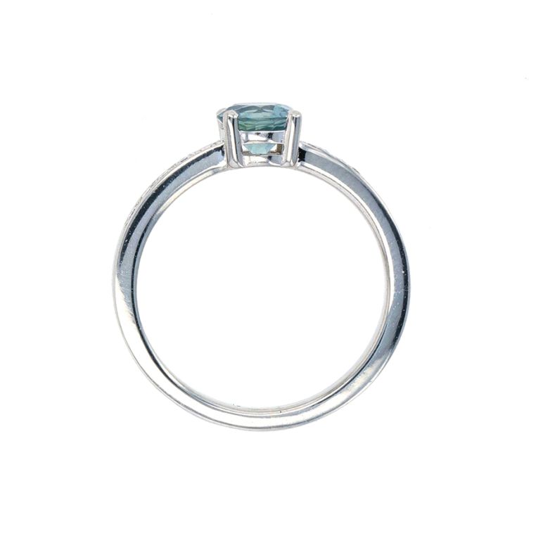 Ring sapphire 0.70 carat...