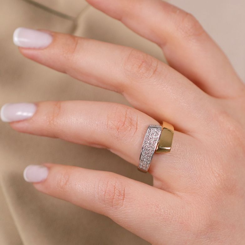 Diamond ring 0.21 carat 2...