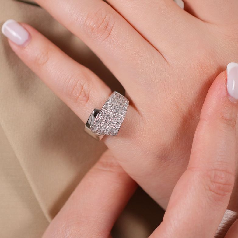 Diamond ring 1.1 carat...