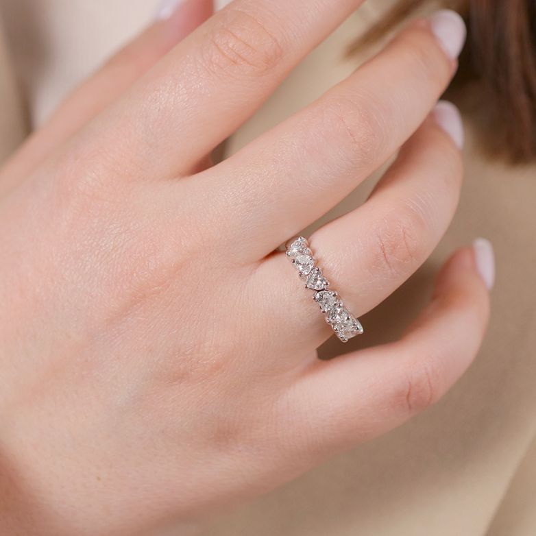 Diamond wedding band 1.47...