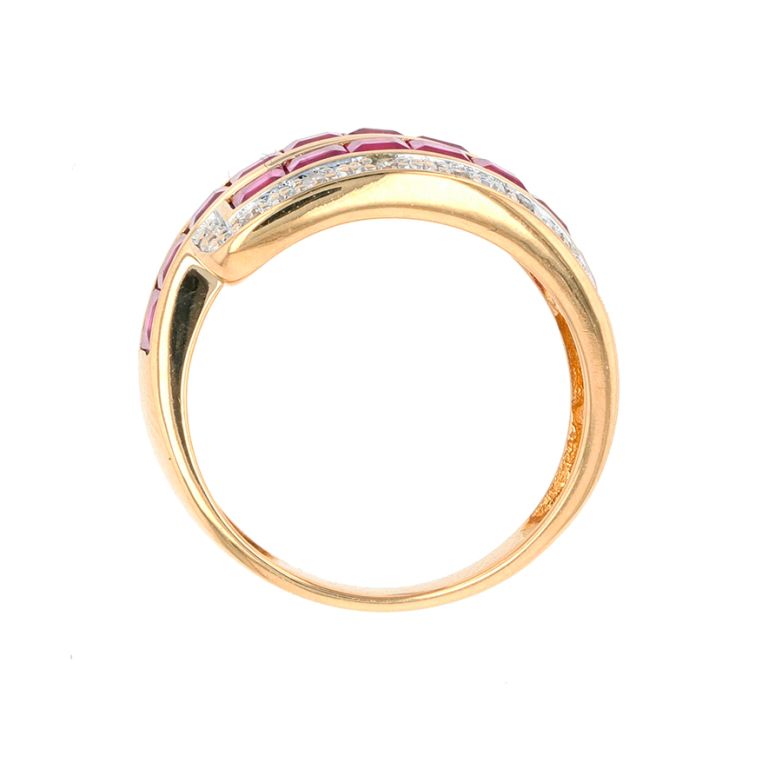 Ring synthetic rubies 1.54...