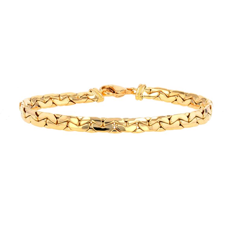 Yellow gold bean stitch...