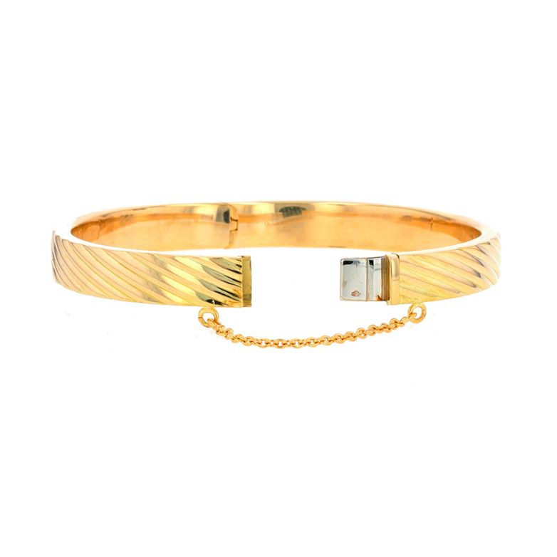 Oval yellow gold bracelet...