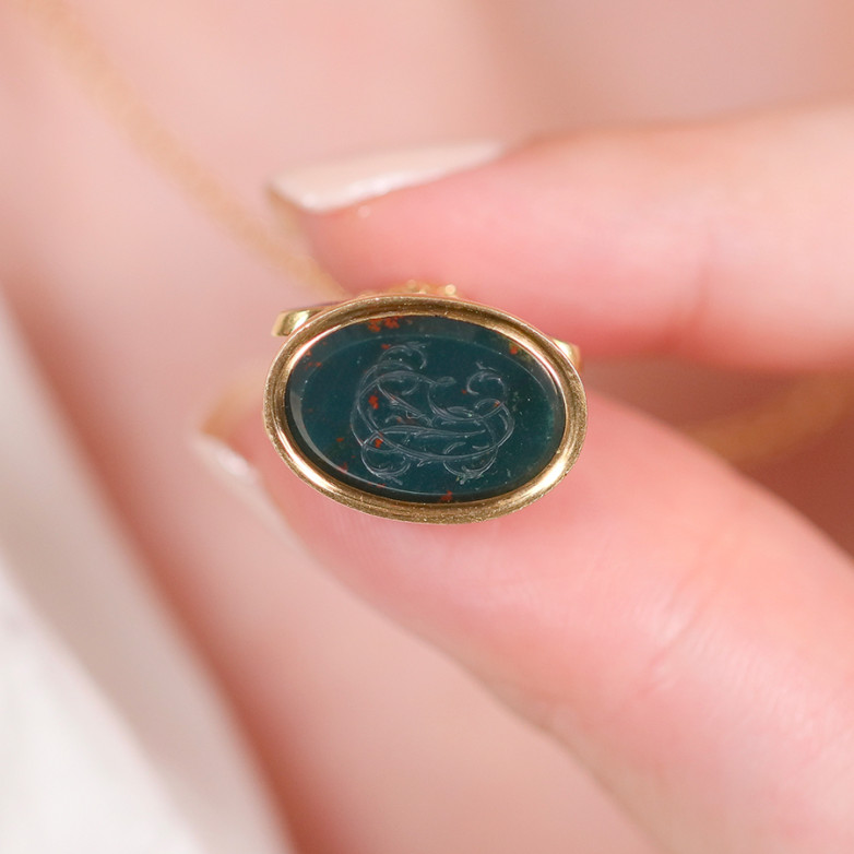 Vintage pendant seal enamel...