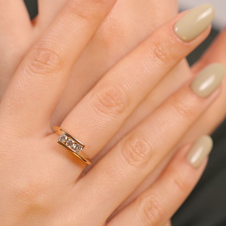 Diamond trilogy ring 0.42...