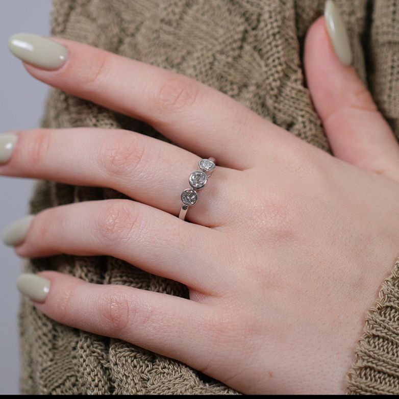 Diamond trilogy ring 0.74...