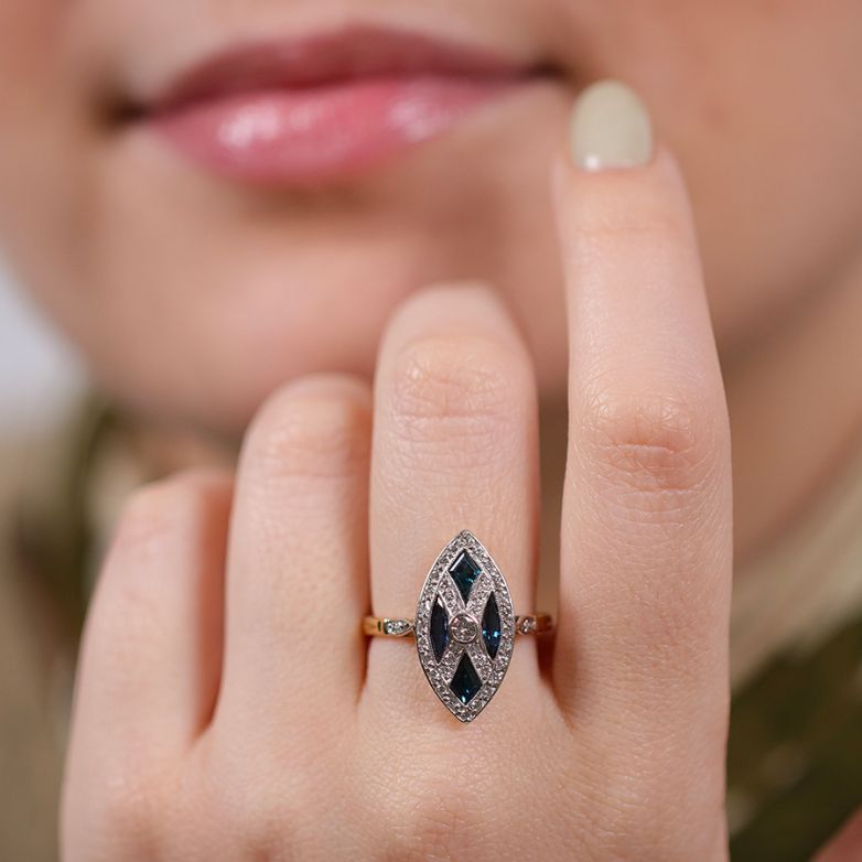 Antique saphhire ring 1...
