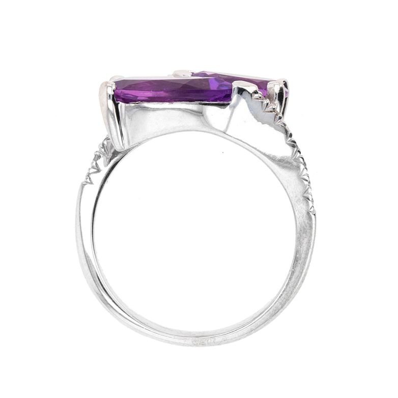 Ring amethysts 3.29 carats...