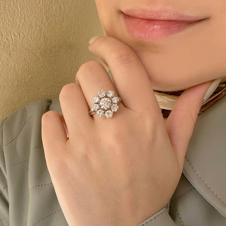 Daisy ring diamonds 2.15...
