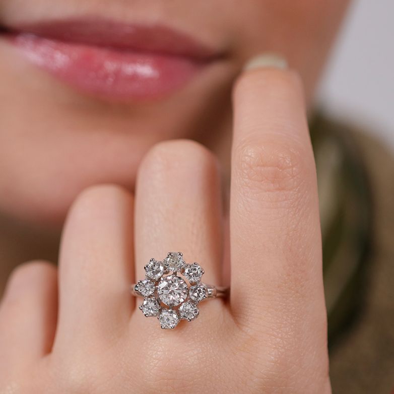 Daisy ring diamonds 2.15...