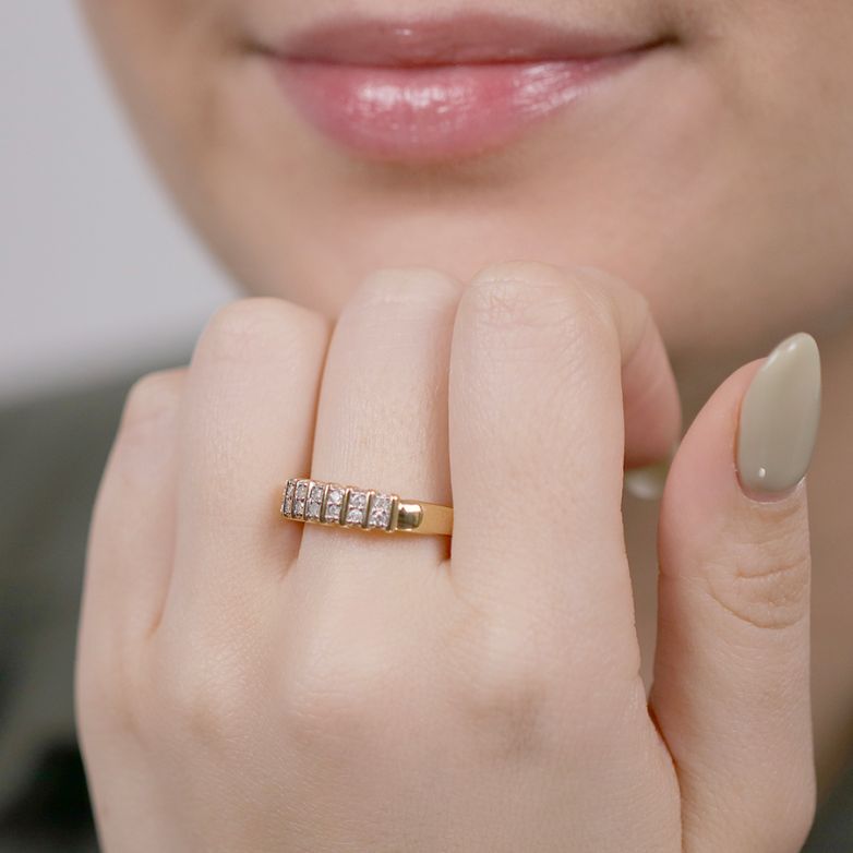 Diamond ring 0.21 carat...