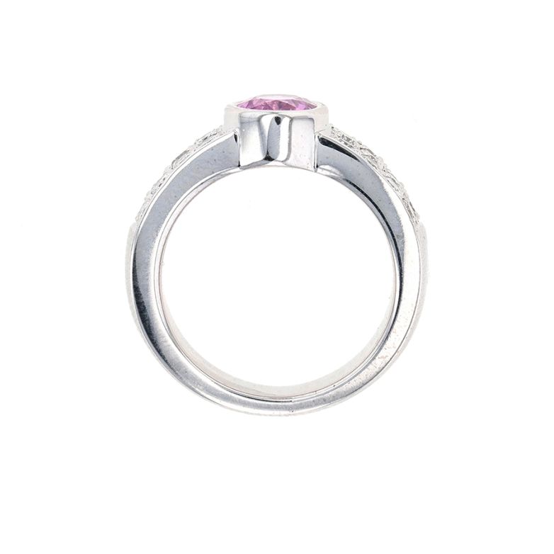 Ring pink sapphire 1.61...
